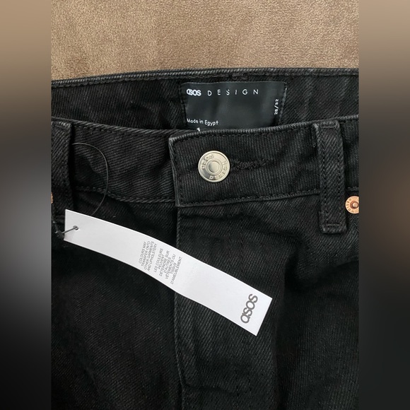 BRAND NEW, Never Worn! ASOS DESIGN Hourglass relaxed mom jeans in black - Picture 4 of 4